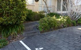 Glen Iris, Quiet Boutique 2 Bedroom Netflix, Wifi, Parking, Free Wine